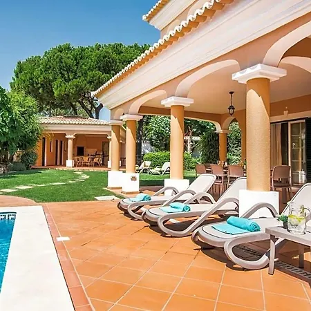 Вилла Sleeps 8 Pool Air Con *
