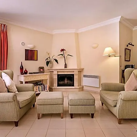 Sleeps 8 Pool Air Con Вилла *