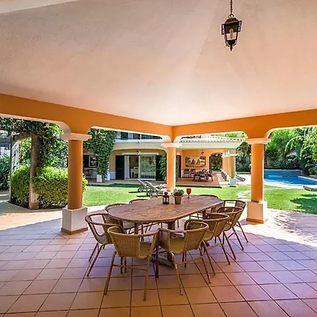 Sleeps 8 Pool Air Con Вале-до-Лобо